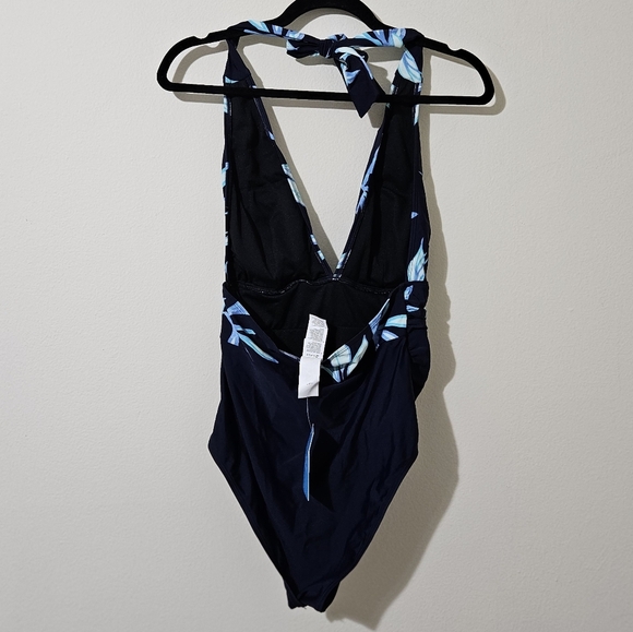 Cupshe Halter Top Bathing Suit NWT - Picture 2 of 5